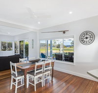 Kesla Beach House - Foster Accommodation
