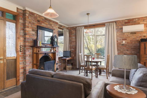 Killynaught Spa Cottages - Foster Accommodation 3