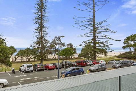 KINGSCLIFF NOR NOR EAST 101 ON MARINE PARADE - Foster Accommodation 1