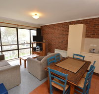 Kirwan 32 - Foster Accommodation