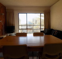 Kirwan Apartments 27 - Foster Accommodation