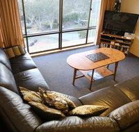 Kirwan Apartments 49 - Foster Accommodation