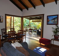 Kookaburra Cottage at Uralba Eco Cottages - Foster Accommodation