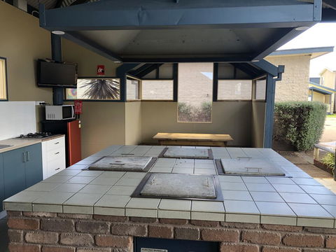 Koonwarra Holiday Park - Foster Accommodation 2