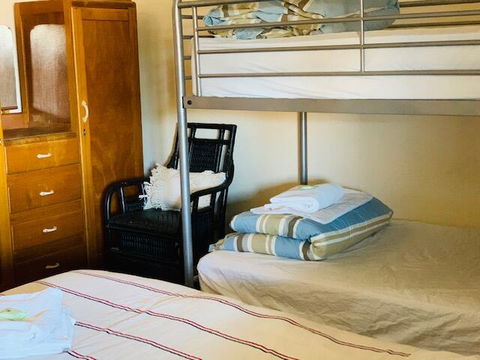 Kootingal Hotel - Foster Accommodation 3