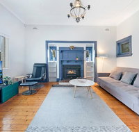 KOZYGURU ARNCLIFFE SYDNEY AIRPORT RENOVATED COTTAGE 3 BED HOUSE NAR232 - Foster Accommodation