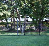 Kurrimine Beach Huts - Foster Accommodation