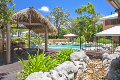 L'Auberge Noosa - Foster Accommodation 1