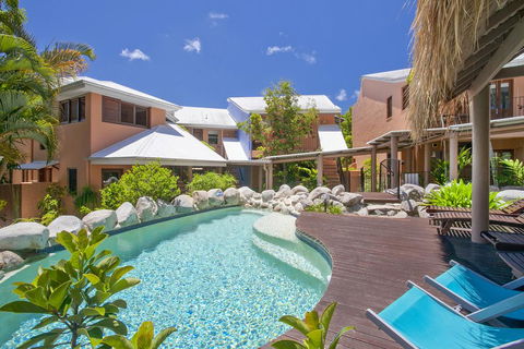 L'Auberge Noosa - Foster Accommodation 2