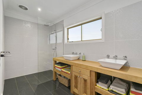 L'Ciabot- Sea View Tranquility - Foster Accommodation 3