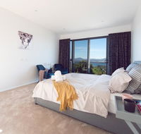 La vie Luxury Bay view - Foster Accommodation