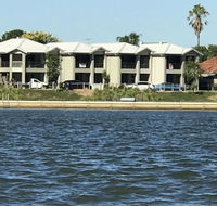 Lake Breeze - Foster Accommodation