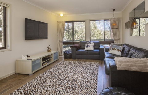 Lakeside Townhouse - Foster Accommodation 2