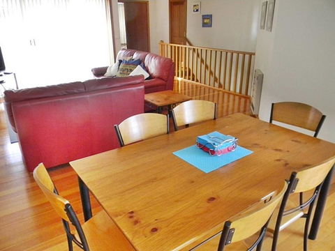 LAKESIDE2 - Foster Accommodation 3