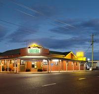 Lamington Hotel Motel - Detached Motel - Foster Accommodation