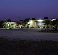 Lazy River Motor Inn - Foster Accommodation