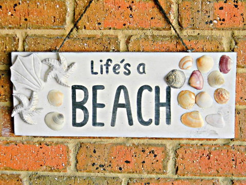 LIFE'S A BEACH - Foster Accommodation 2