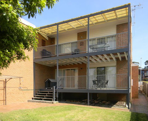 LIFE'S A BEACH - Foster Accommodation 0