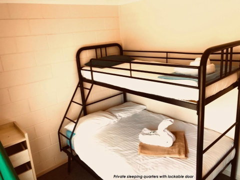 Lilyponds Holiday Park - Foster Accommodation 1