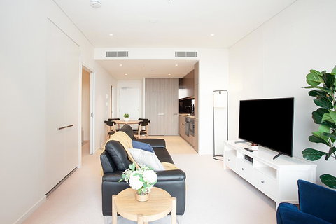 Luxe Apartment Five Minutes From Airport And City - Foster Accommodation 2