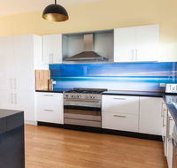 Luxurious Waterfront 10 minutes drive to Phillip Island sleeps 12 - Foster Accommodation