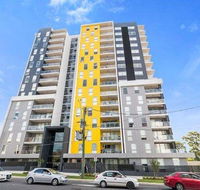 Luxury apartment with views - Foster Accommodation