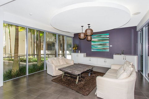 Luxury Apartments @ Corporate Boardies - Foster Accommodation 3