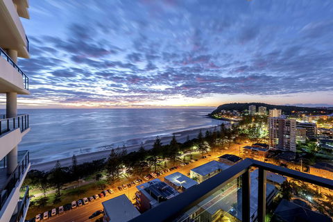 Luxury Beachfront Sky Home Exceptional Ocean Views - Foster Accommodation 0