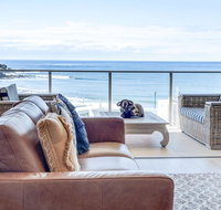 Luxury Kings Beach PenthouseLarge Outdoor Balcony Ocean Views 2 Mins to Beach - Foster Accommodation