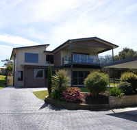 Luxury Near Old Pier Beach - Foster Accommodation