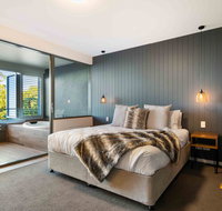 Luxury Spa Retreat with Ocean and Hinterland Views - Foster Accommodation