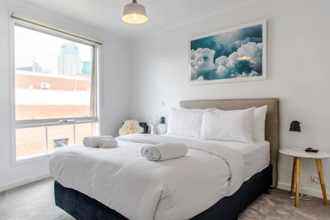 Luxury Spacious 2 Bedroom Fitzroy Apartment - Foster Accommodation 3