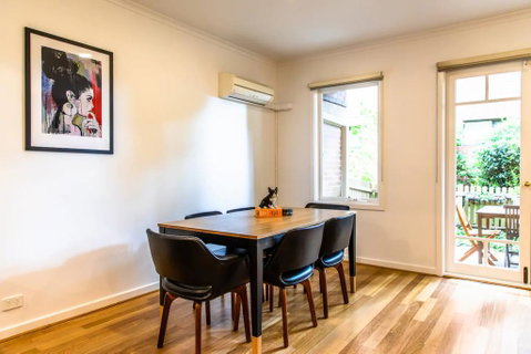 Luxury Spacious 2 Bedroom Fitzroy Apartment - Foster Accommodation 2