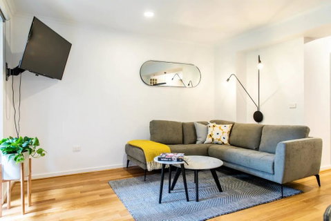 Luxury Spacious 2 Bedroom Fitzroy Apartment - Foster Accommodation 0