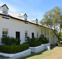 Lythgo's Row Colonial Cottages - Foster Accommodation
