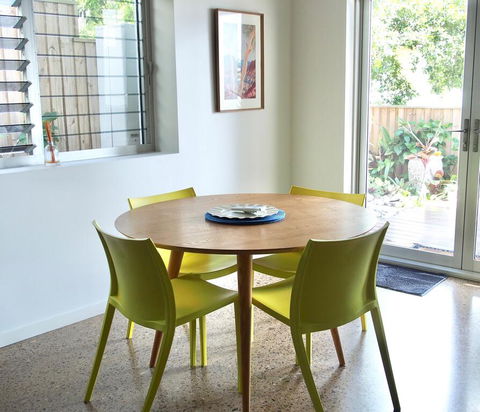 Malibu Apartment - Peregian Beach - Foster Accommodation 3