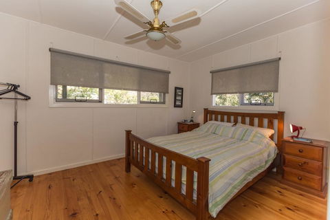 Malibu Drive 127 Bawley Point - Foster Accommodation 2