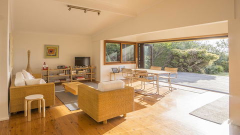 Malibu Drive 20 Bawley Point NSW - Foster Accommodation 0