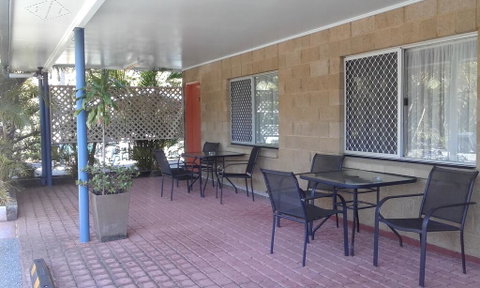 Mango Tree Motel - Foster Accommodation 1