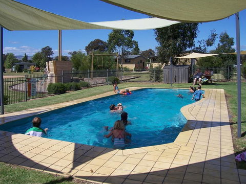 Mansfield Holiday Park - Foster Accommodation 0