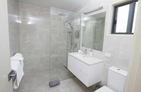 Mapleton Springs - Foster Accommodation 3