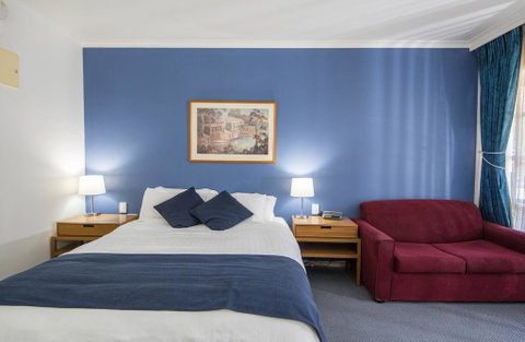 MAS Country Riverboat Lodge Motor Inn - Foster Accommodation 2