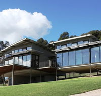 McLaren Eye - Foster Accommodation