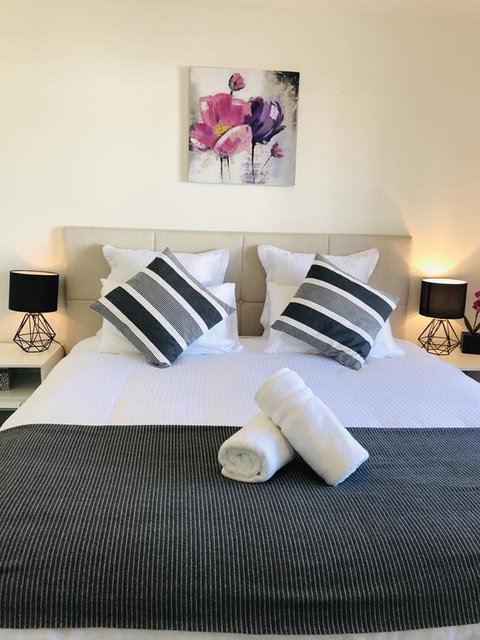 Melbourne Inner City Short Stay Near Flemington Racecourse Free Wifi And Netflix - Foster Accommodation 3