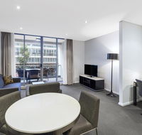Meriton Suites Zetland - Foster Accommodation