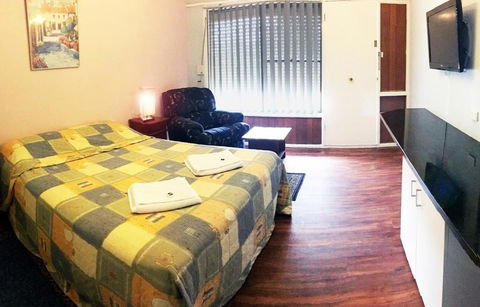 Merredin Olympic Motel - Foster Accommodation 0