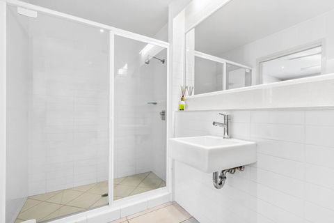 Metzo Noosa Resort - Foster Accommodation 1
