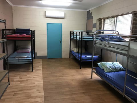 Mission Beach Retreat - Foster Accommodation 1