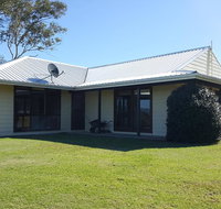 Molly Morgan Vineyard - Foster Accommodation