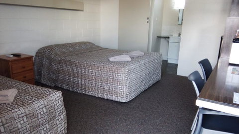 Monto Colonial Motor Inn - Foster Accommodation 0